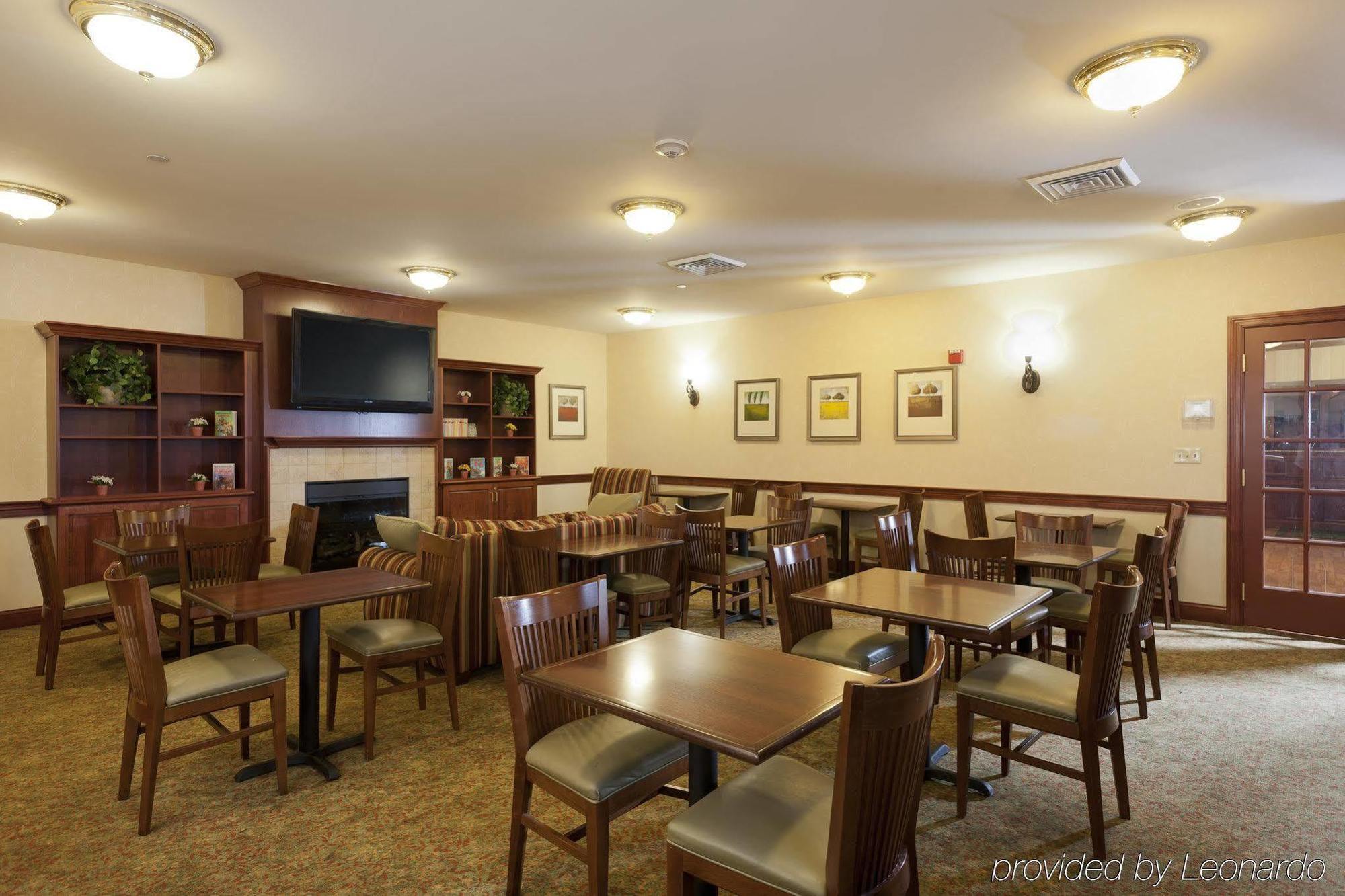 Four Points By Sheraton Bedford Manchester Airport Ресторан фото